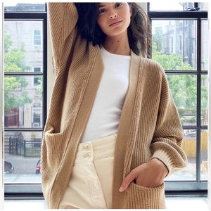 Aritzia Wilfred Free Unwind Cardigan size Medium